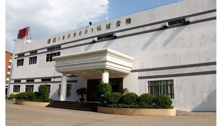 贺东莞市国夏公司购买我公司的一批设备